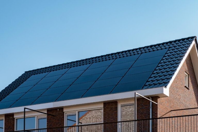Maximizing Your Solar Panel Investment: Tips to Save Money on Your Electric Bill