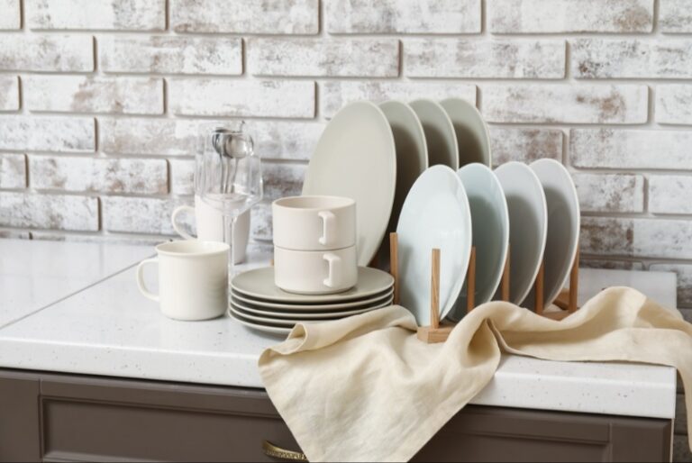 A Comprehensive Guide to Choosing the Perfect Dinnerware