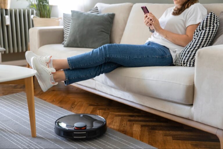 Navigating the World of Smart Robot Vacuums